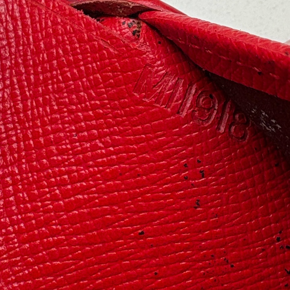 Louis Vuittom Epi Wallet - Picture 15 of 16